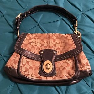 Coach Signature purse